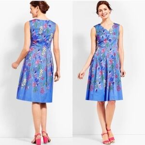 RSVP By Talbots Blue Floral Skeeveless Dress With Pockets